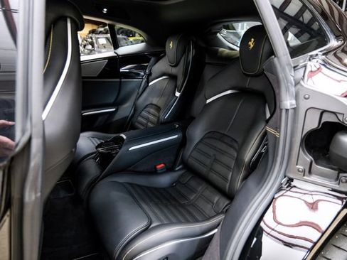 Used 2025 Ferrari Purosangue image 74