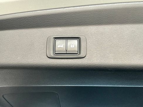 Used 2022 Mitsubishi Outlander SEL AWD/4WD image 35