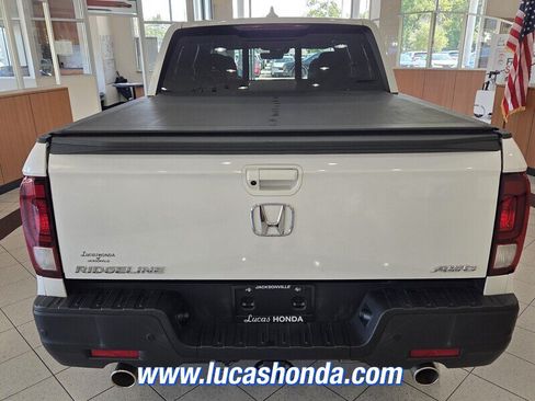 Used 2023 Honda Ridgeline RTL-E image 5