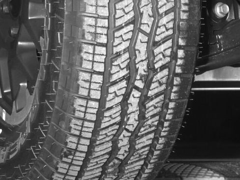 New 2026 Toyota Tacoma TRD Off-Road image 9