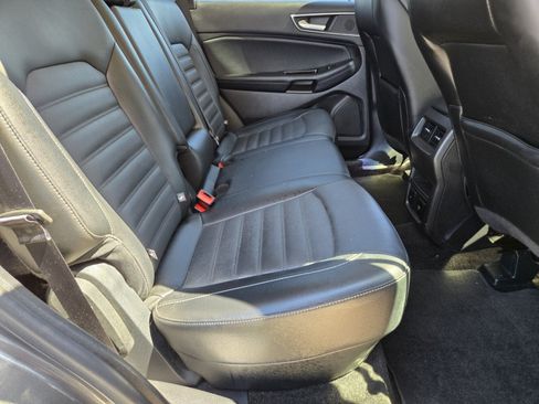Used 2017 Ford Edge SEL w/ Equipment Group 201A AWD/4WD image 12