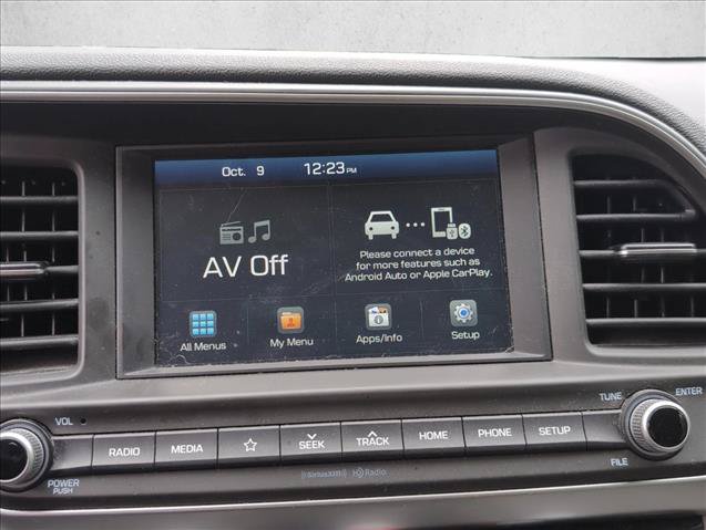 Used 2020 Hyundai Elantra SEL w/ Cargo Package (C1) FWD image 18