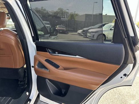 Used 2023 INFINITI QX60 Sensory AWD/4WD image 37