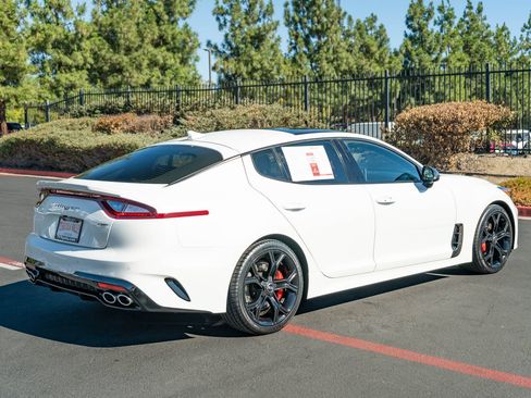 Used 2021 Kia Stinger GT1 RWD image 12