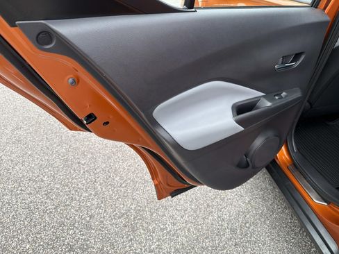 Used 2021 Nissan Kicks SR w/ SR Premium Package FWD image 21