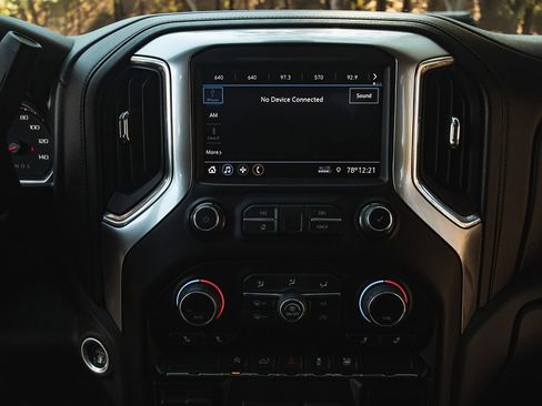 Used 2020 Chevrolet Silverado 1500 LT w/ All-Star Edition image 27