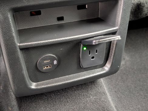 Used 2022 Ford Edge SEL w/ Convenience Package image 34