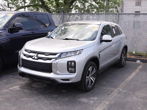 Used 2022 Mitsubishi Outlander Sport ES image 4