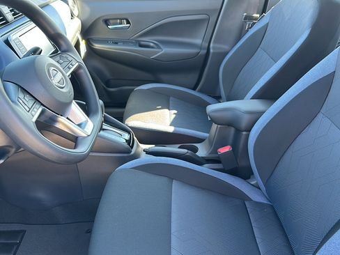 New 2025 Nissan Versa SV w/ Trunk Package image 10