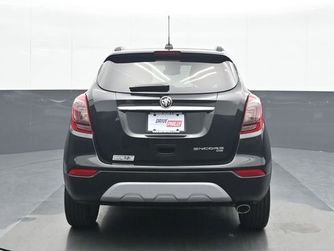 Used 2022 Buick Encore Preferred w/ Safety Package AWD/4WD image 5