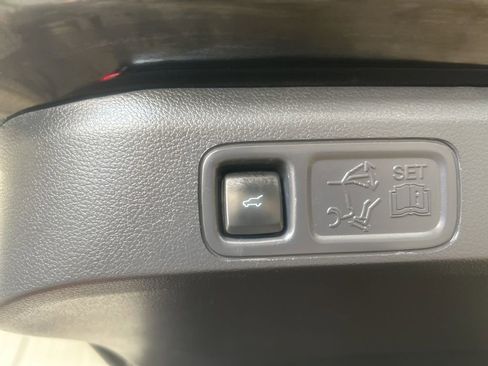 Used 2022 Ford Expedition Max Platinum image 40