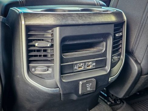 Used 2020 RAM 1500 Big Horn AWD/4WD image 37
