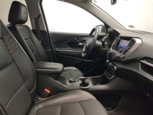 Used 2022 GMC Terrain AT4 w/ Tech Package image 21