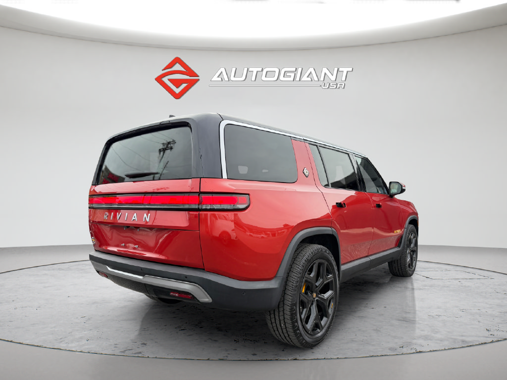 Used 2022 Rivian R1S Launch Edition Quad AWD/4WD image 9