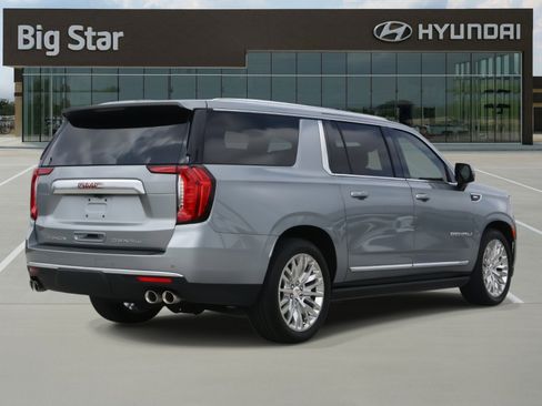 Used 2024 GMC Yukon XL Denali w/ Max Trailering Package image 4