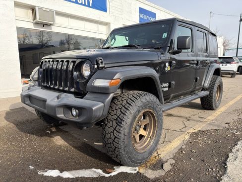 Used 2021 Jeep Wrangler Unlimited Sport w/ Technology Group image 3