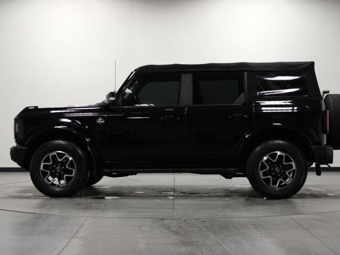 Used 2021 Ford Bronco Outer Banks image 7