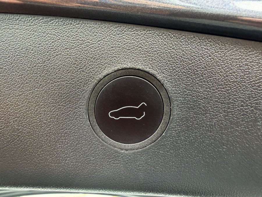 Used 2023 Tesla Model 3 Standard Range RWD image 43
