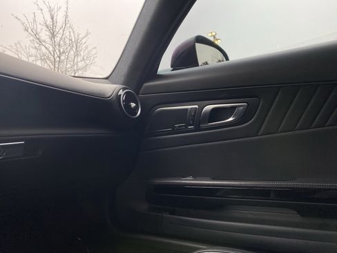 Used 2016 Mercedes-Benz AMG GT S image 16