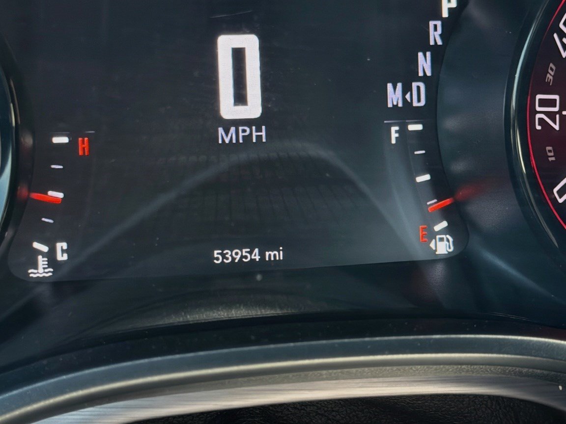 Used 2018 Dodge Challenger R/T w/ Driver Convenience Group RWD image 8