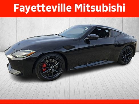 Used 2024 Nissan Z Performance w/ Floor Mat Package image 3