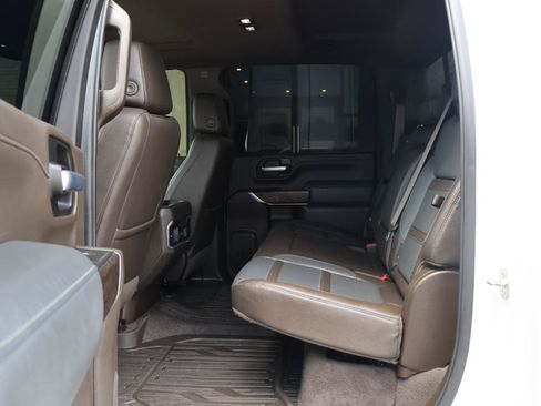 Used 2021 GMC Sierra 2500 Denali w/ Denali Ultimate Package AWD/4WD image 10