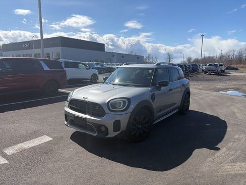 Used 2023 MINI Cooper Countryman S image 1