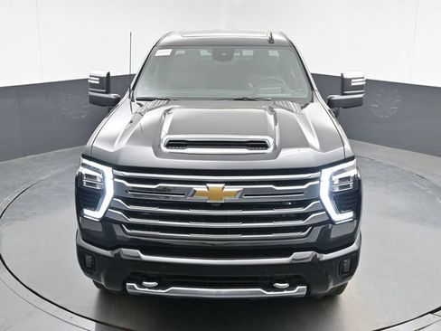 Used 2026 Chevrolet Silverado 2500 High Country w/ Technology Package AWD/4WD image 39