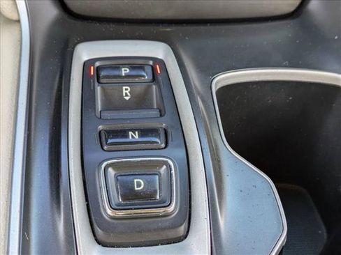 Used 2018 Honda Accord Touring image 15