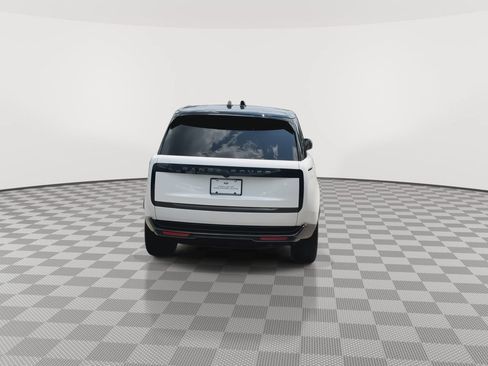 Used 2025 Land Rover Range Rover Long Wheelbase SE AWD/4WD image 7