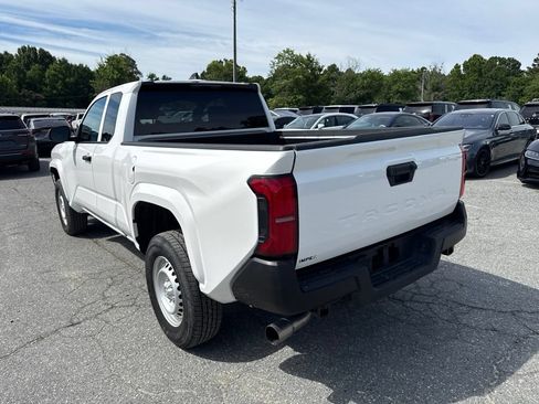 Used 2024 Toyota Tacoma SR RWD image 4