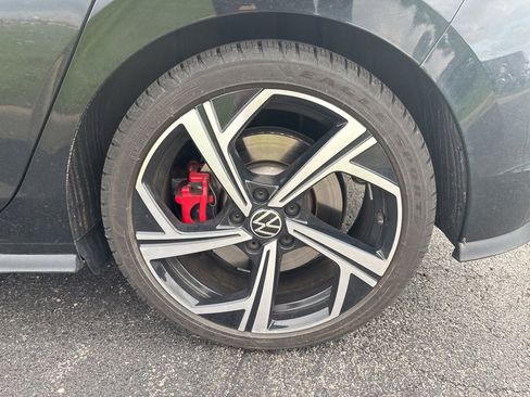 Used 2024 Volkswagen GTI SE image 5