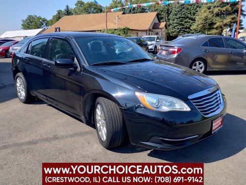Used 2014 Chrysler 200 LX FWD image 7