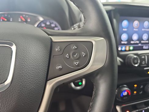 Used 2024 GMC Terrain SLT w/ Elevation Edition AWD/4WD image 23