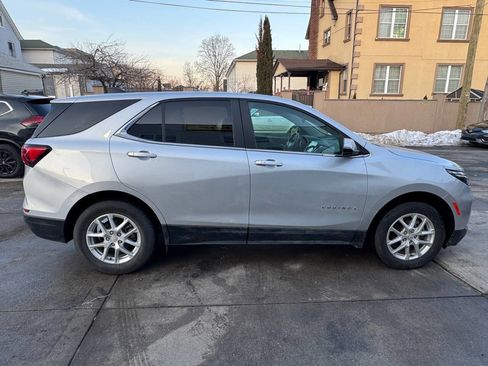 Used 2022 Chevrolet Equinox LT image 4