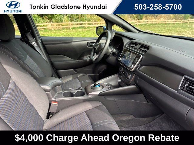 Used 2025 Nissan Leaf S FWD image 23