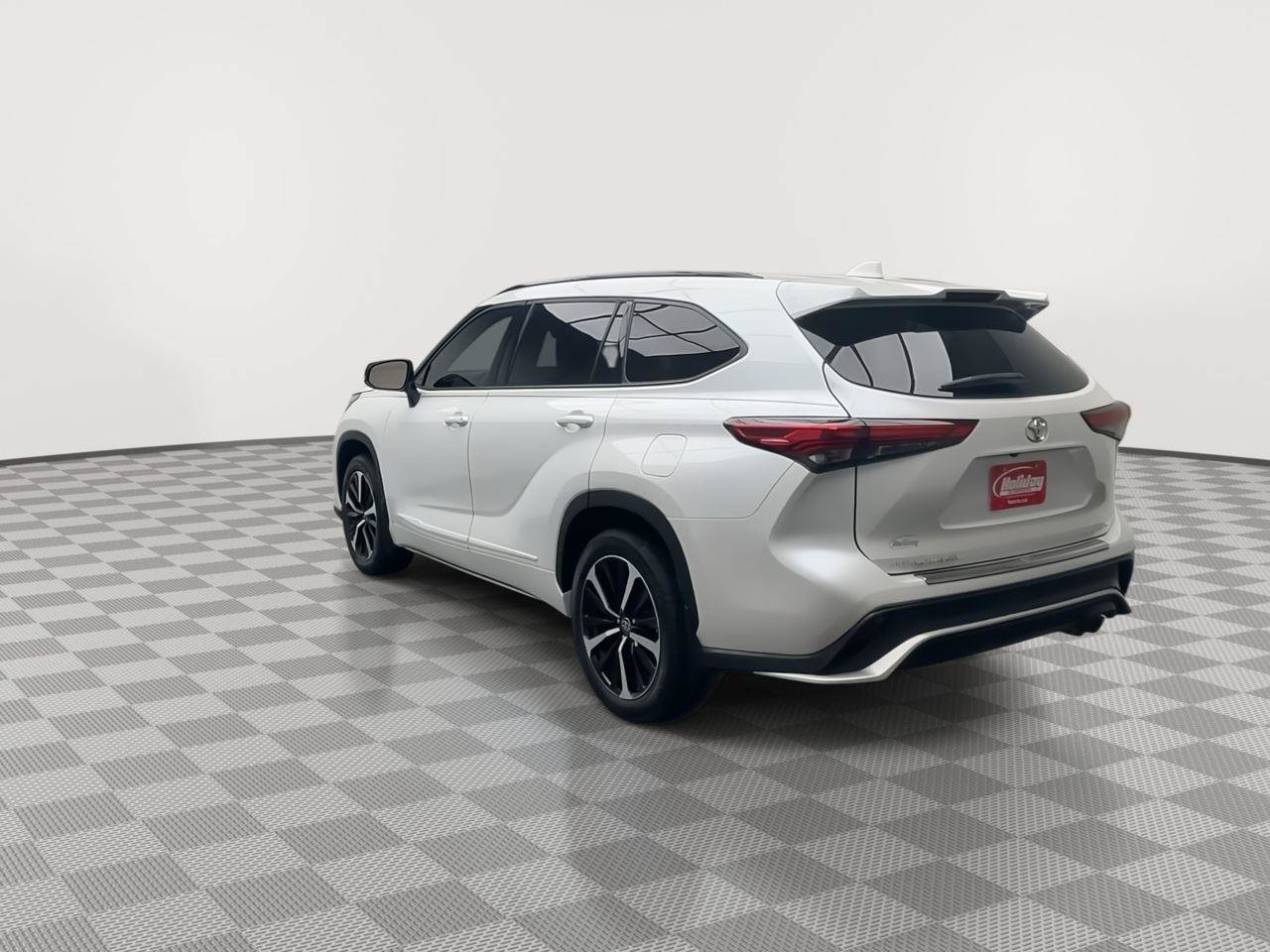 Used 2022 Toyota Highlander XSE AWD/4WD image 39