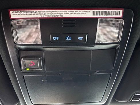 Used 2020 Toyota Tacoma TRD Sport image 28