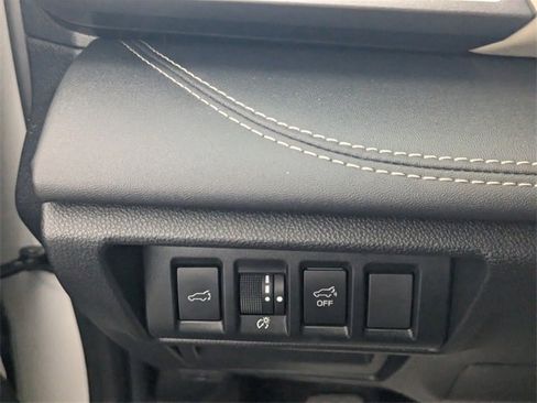 Certified 2020 Subaru Outback Limited image 29