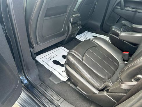 Used 2014 Buick Enclave Leather AWD/4WD image 9