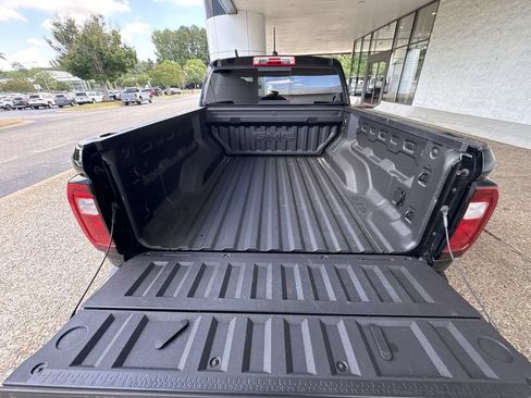 Certified 2026 GMC Canyon AT4 w/ Technology Plus Package AWD/4WD image 27