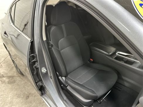 Used 2022 Nissan Sentra SV image 25