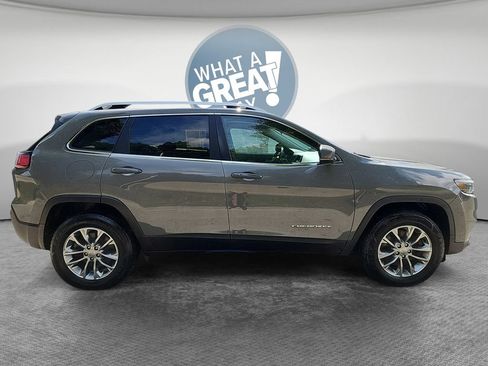 Used 2020 Jeep Cherokee Latitude Plus w/ Cold Weather Group AWD/4WD image 2