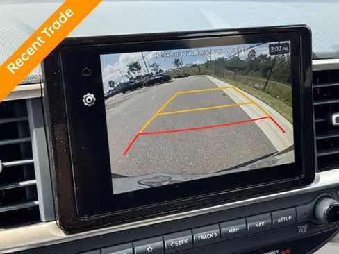 Used 2025 Hyundai Venue Limited image 4