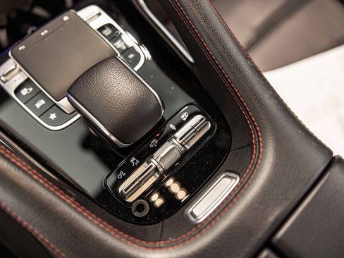 Used 2022 Mercedes-Benz GLE 53 AMG 4MATIC Coupe image 31