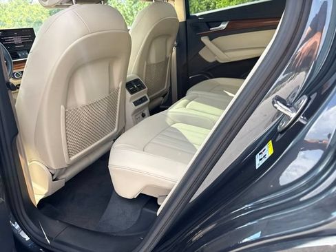 Used 2024 Audi Q5 2.0T Premium AWD/4WD image 9
