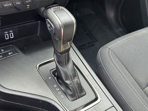 Used 2023 Ford Ranger XLT w/ Equipment Group 301A Mid image 17