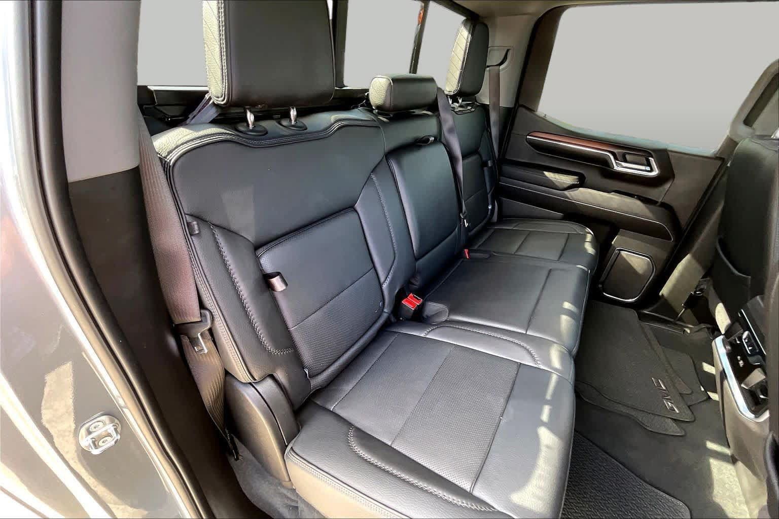 Used 2024 GMC Sierra 1500 Denali w/ Denali Reserve Package AWD/4WD image 20