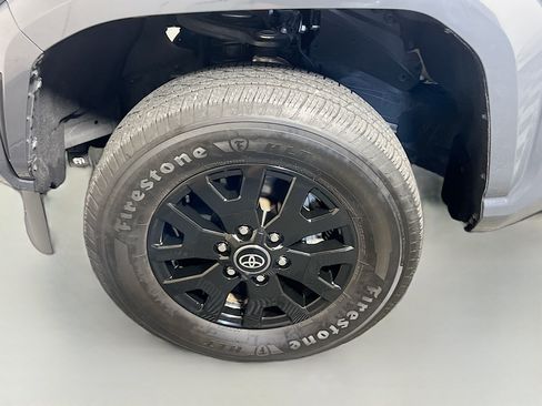 Used 2025 Toyota Tacoma SR w/ SR Upgrade Package RWD image 13