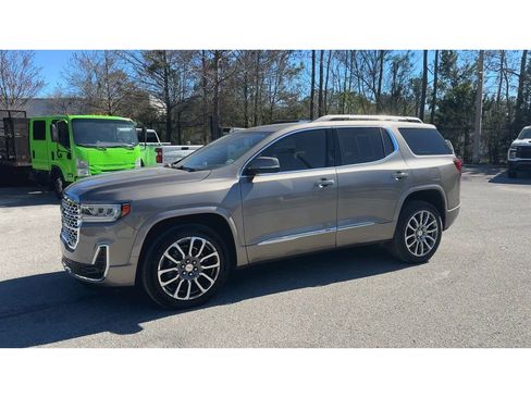 Certified 2023 GMC Acadia Denali w/ Denali Technology Package image 5